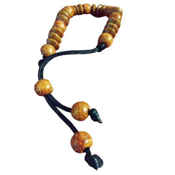 Black Market Minerals Wooden Beads Adjustable Pull Bracelet - Picture 4 of 4